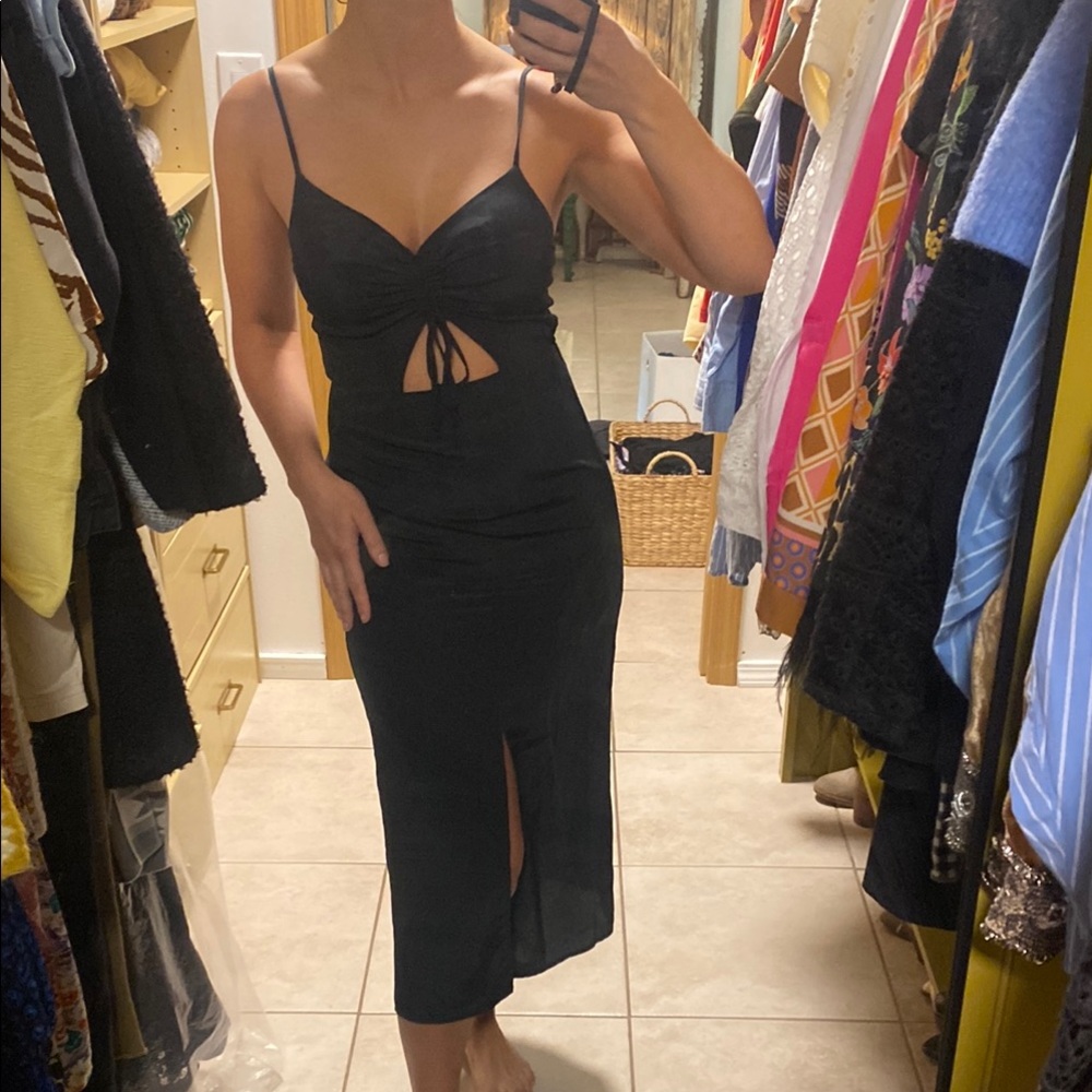 Elegant Black Spaghetti Strap Dress